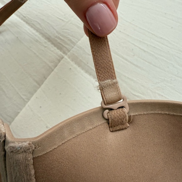 Victoria Secret Bombshell Multi Way Bra - Picture 9 of 9